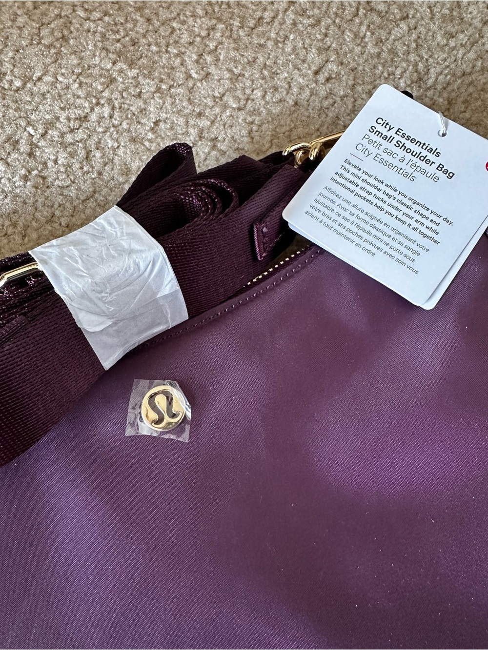 Lululemon City Essentials Small Shoulder Bag 3L- Plum with Gold Hardware - Picture 8 of 9